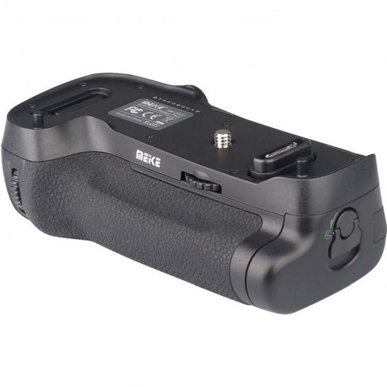 Nikon MB-D17 Battery Grip with Remote Control (Meike)