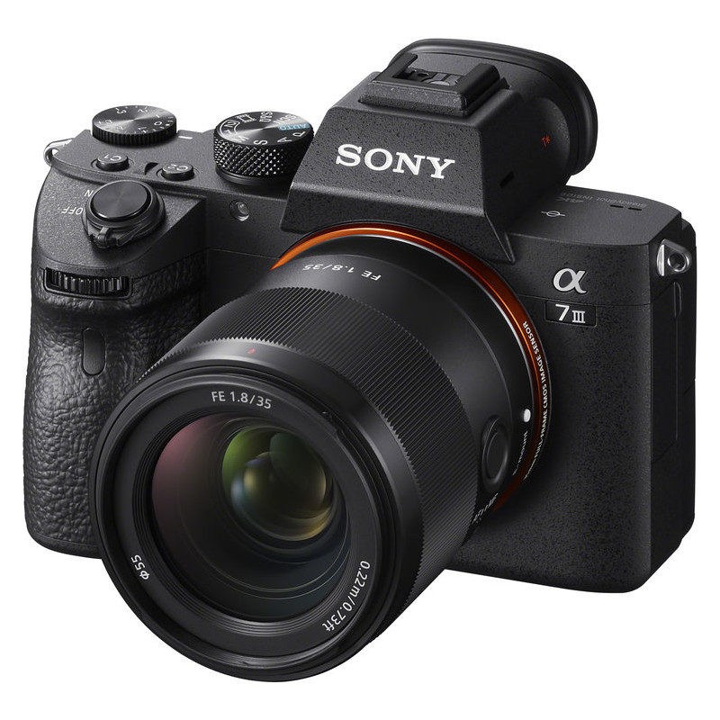 Sony FE 35mm F/1.8 (SEL35F18F) - Kamera Express
