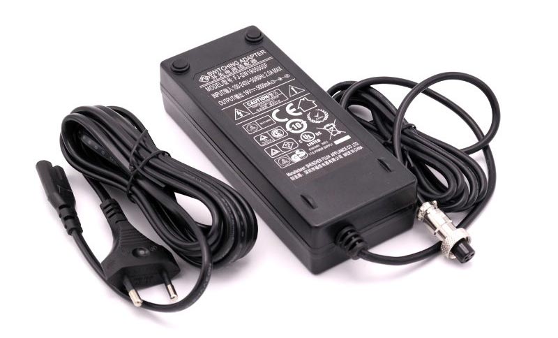 Yongnuo AC Adapter voor YN760/YN1200